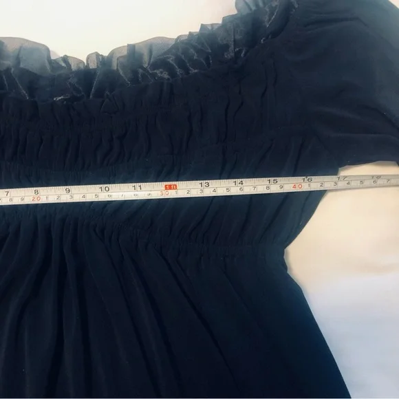 Donna Morgan 8 LBD Special occasion, ruffled neck line off the shoulder Black - Picture 6 of 9